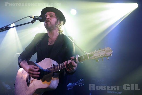 GAZ COOMBES - 2023-03-03 - PARIS - La Maroquinerie - Gareth Michael Coombes